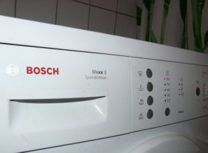 Pračka Bosch nevypouští vodu