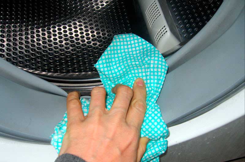 Jak vyčistit gumičku v automatické pračce