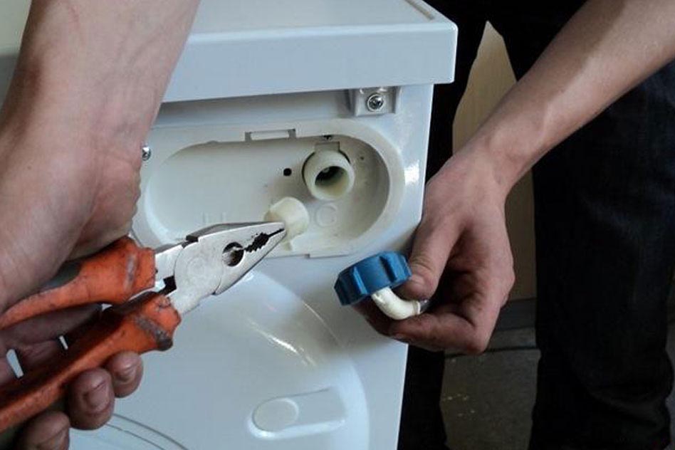 čištění filtru sacího ventilu vody