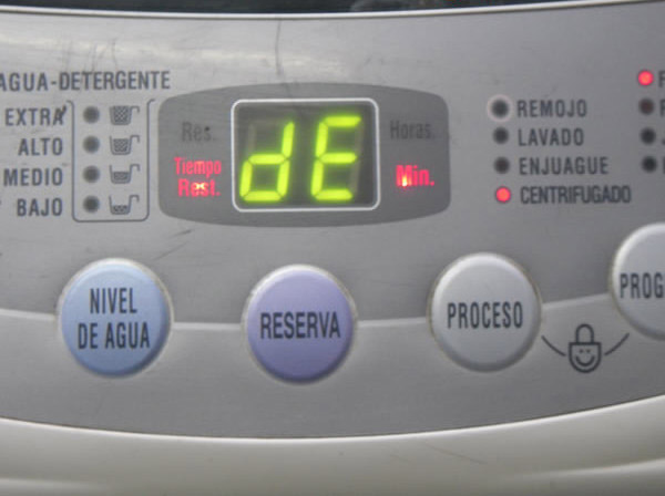 dE chyba