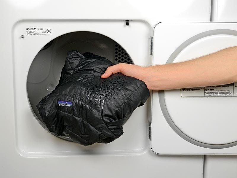 Správné praní péřové bundy