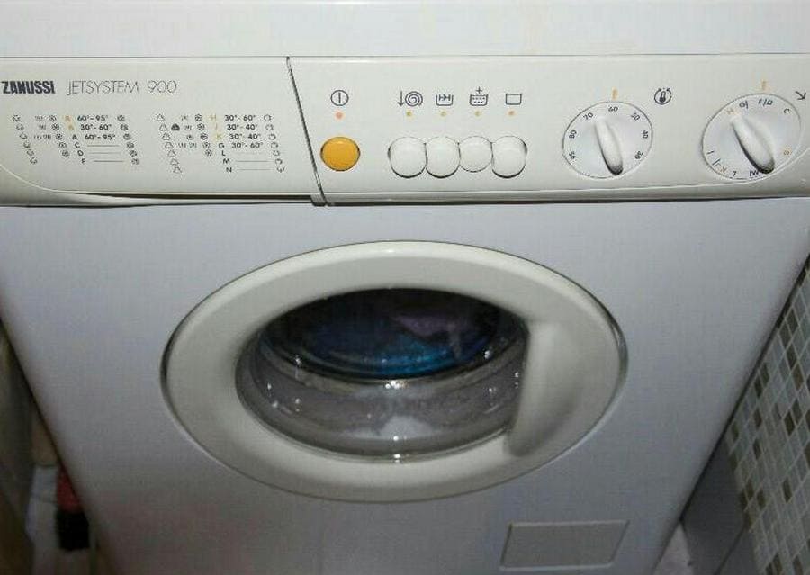 Pračka Zanussi