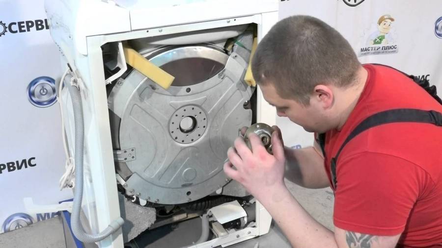 Jak rozebrat vertikální pračku Electrolux