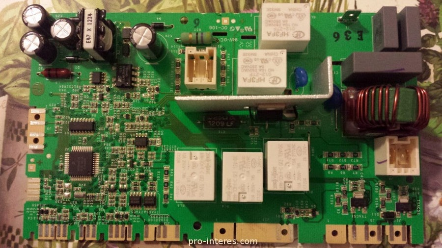 porucha elektronické desky