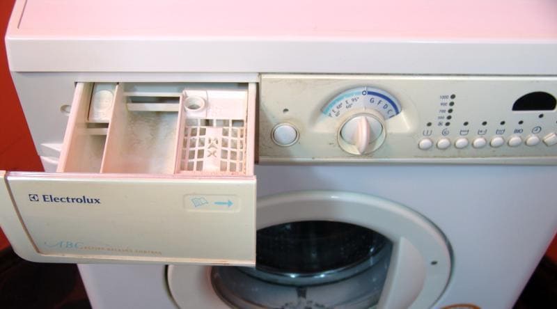 Пералня Electrolux без дисплей