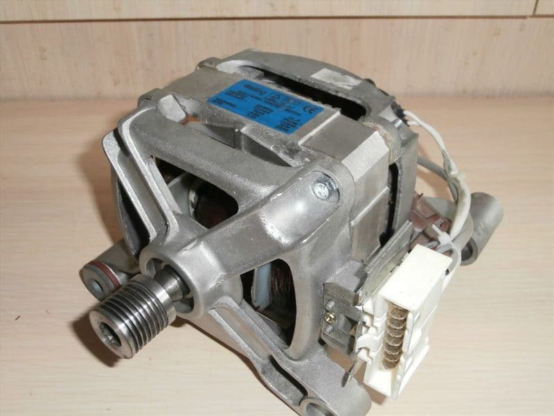 Kartáčované motory