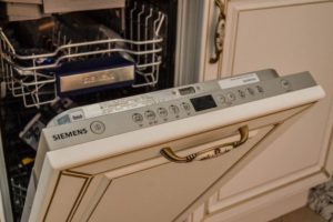 Recenze vestavných myček Siemens 45 cm