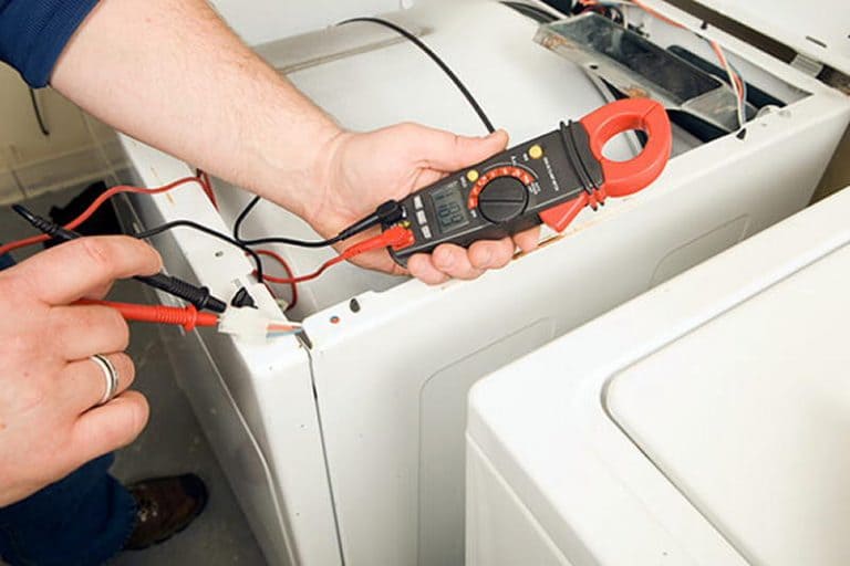 Poškozená elektroinstalace