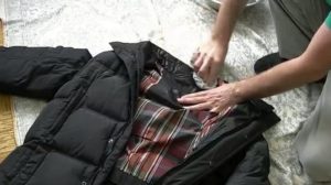 Jak umýt mastná místa na bundě: jednoduché a spolehlivé metody