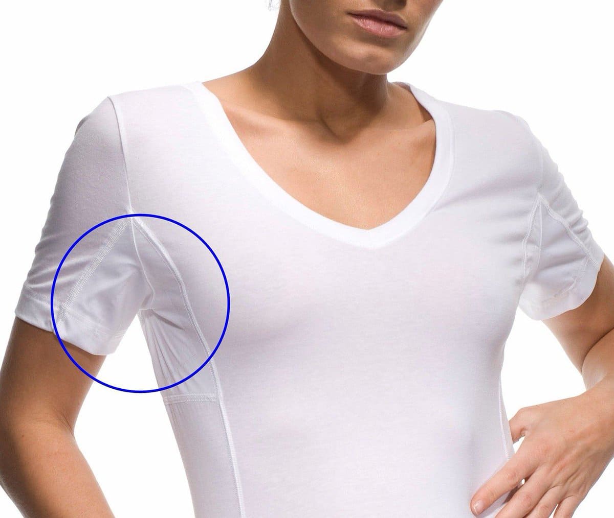 Jak odstranit skvrny od deodorantu
