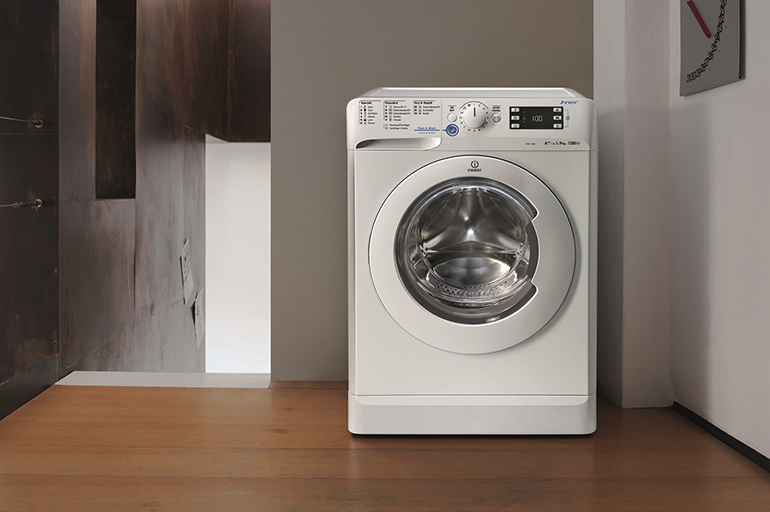 Indesit neabsorbuje vodu